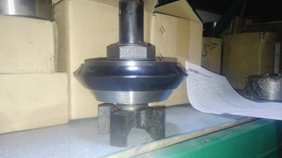 गुणवत्ता  API 7K Oil Mud Pump Piston Used For F800 Horsepower Oil And Gas कारखाना