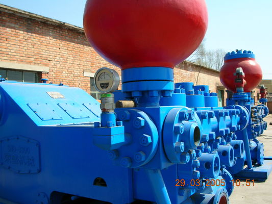 लैंड रिग F500-F1600 ड्रिलिंग मिट्टी पंप 1640KW 2200HP API 7K डीजल चालित पंप